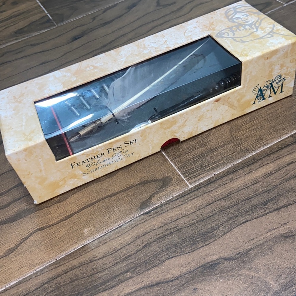 Authentic Models Feather Pen Set